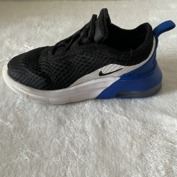 Nike air Black and Blue Mesh Slip-On Sneakers - Picture 4 of 7